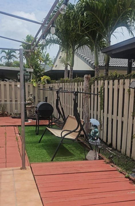 En Venta: $709,800 (3 camas, 2 baños, 1913 Pies cuadrados)