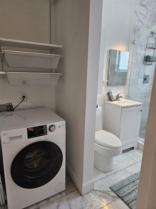 Recently Rented: $1,950 (1 beds, 1 baths, 468 Square Feet)