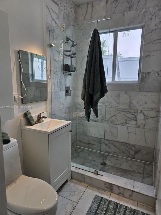 Recently Rented: $1,950 (1 beds, 1 baths, 468 Square Feet)