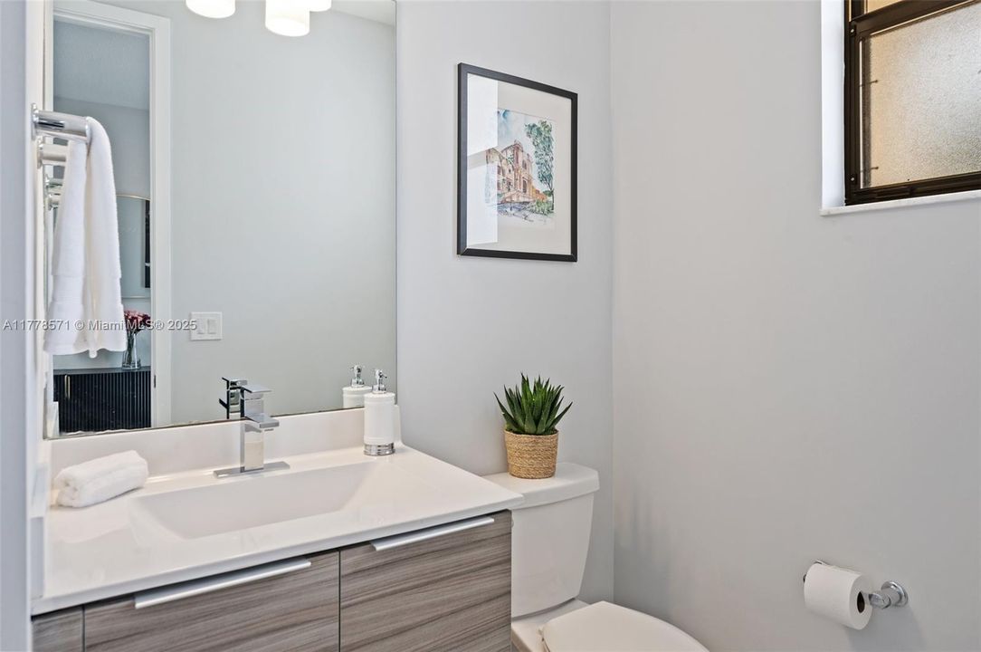 Vendido Recientemente: $580,000 (3 camas, 2 baños, 1743 Pies cuadrados)