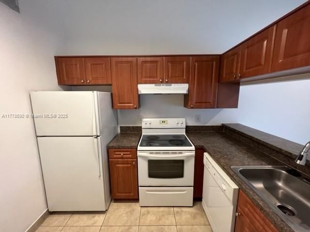 Recently Rented: $1,649 (1 beds, 1 baths, 750 Square Feet)