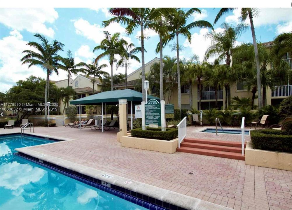 Recently Rented: $1,649 (1 beds, 1 baths, 750 Square Feet)