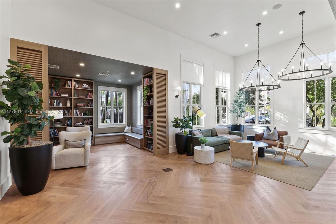 最近租的: $2,809 (3 贝兹, 2 浴室, 1182 平方英尺)