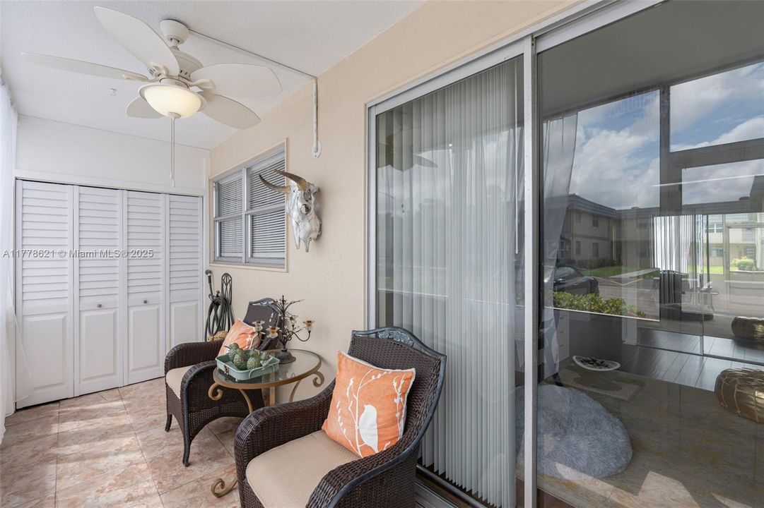 Recently Sold: $179,000 (2 beds, 2 baths, 880 Square Feet)