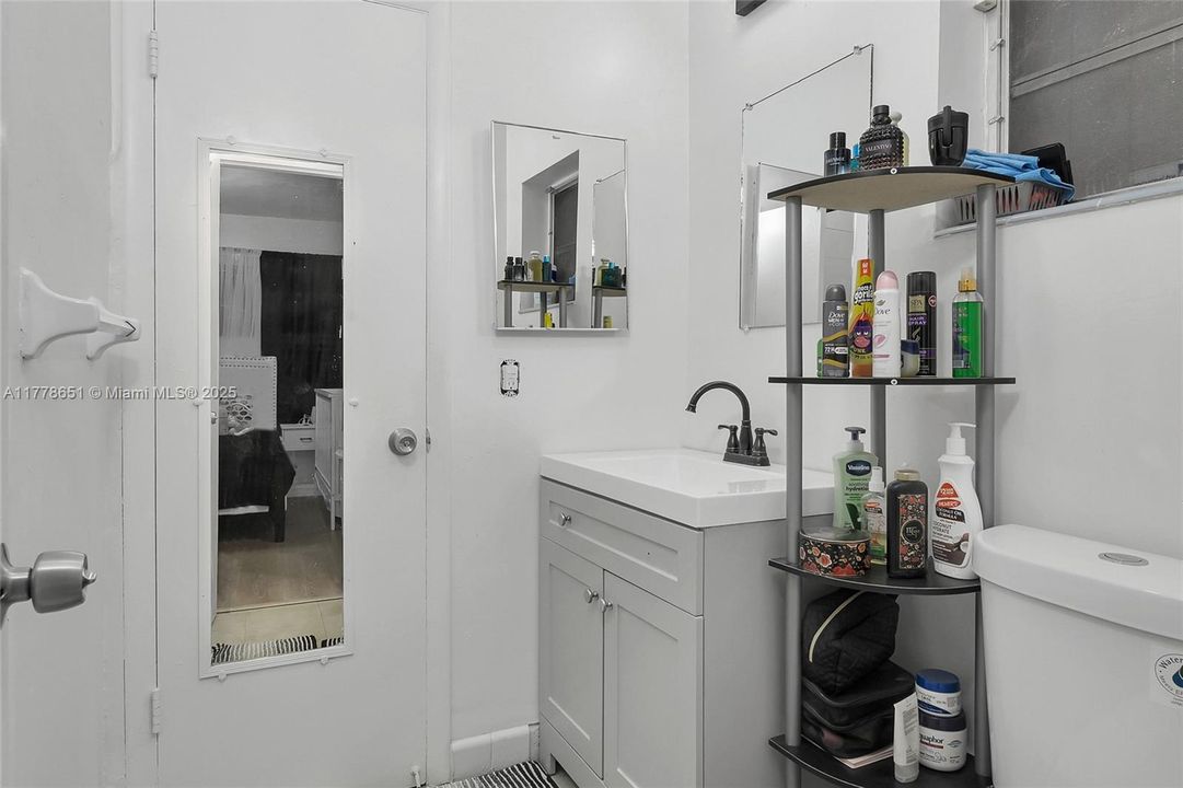 Недавно продано: $520,000 (3 спален, 2 ванн, 1448 Квадратных фут)