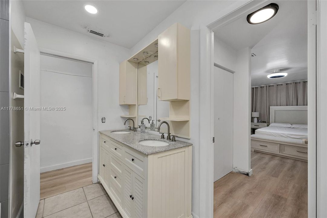 Недавно продано: $520,000 (3 спален, 2 ванн, 1448 Квадратных фут)