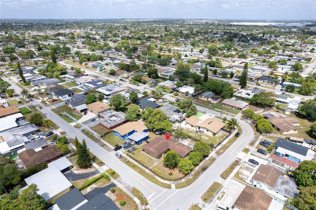 Недавно продано: $520,000 (3 спален, 2 ванн, 1448 Квадратных фут)