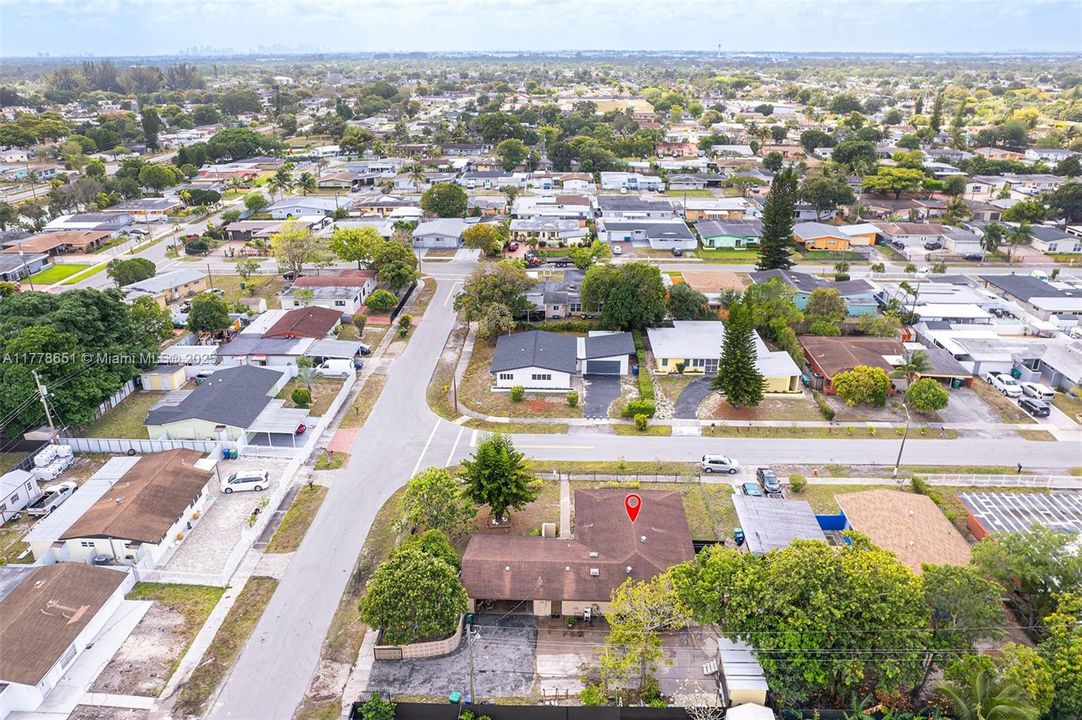 Недавно продано: $520,000 (3 спален, 2 ванн, 1448 Квадратных фут)