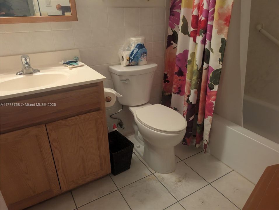 Недавно продано: $80,000 (1 спален, 1 ванн, 775 Квадратных фут)