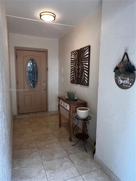 Vendido Recientemente: $535,000 (2 camas, 2 baños, 1445 Pies cuadrados)