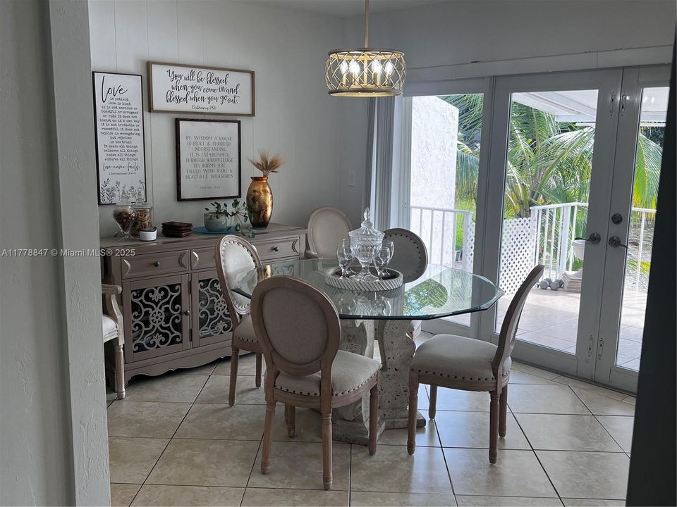 Dining area overlooking the lake.