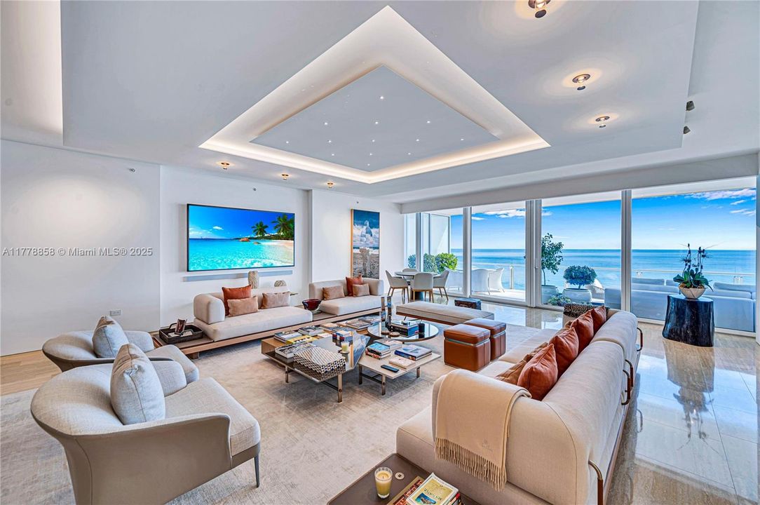 Recently Sold: $23,000,000 (4 beds, 5 baths, 3844 Square Feet)