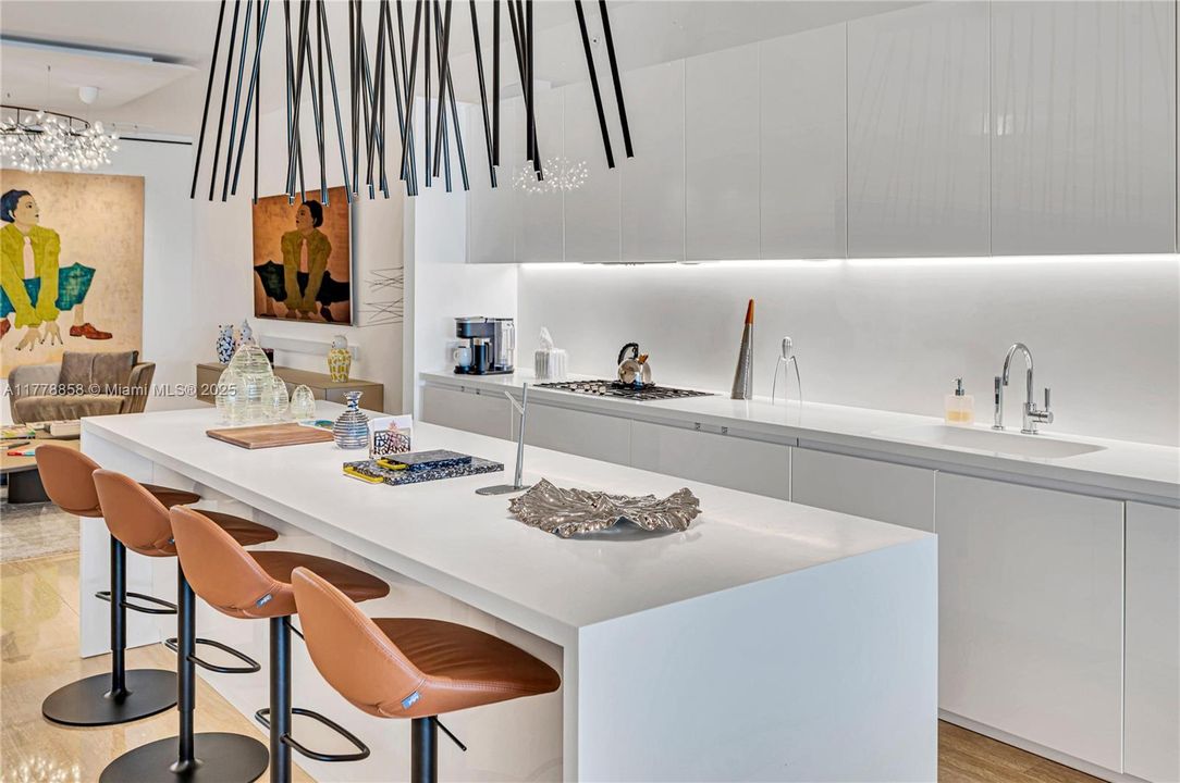 Recently Sold: $23,000,000 (4 beds, 5 baths, 3844 Square Feet)