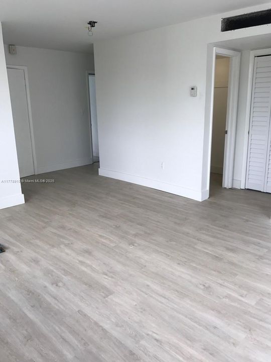 Recently Sold: $208,000 (0 beds, 1 baths, 470 Square Feet)