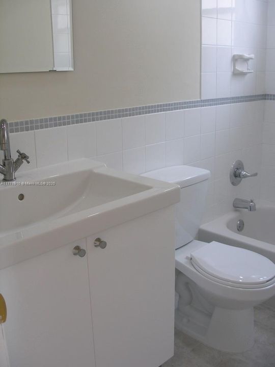 Recently Sold: $208,000 (0 beds, 1 baths, 470 Square Feet)