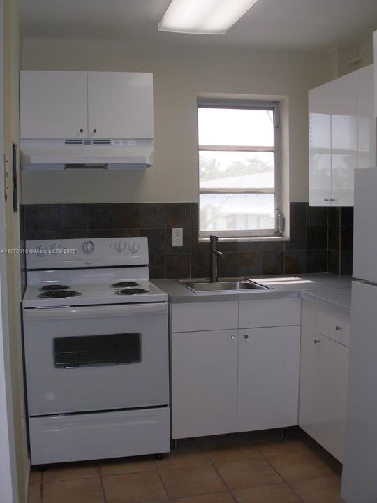 Recently Sold: $208,000 (0 beds, 1 baths, 470 Square Feet)