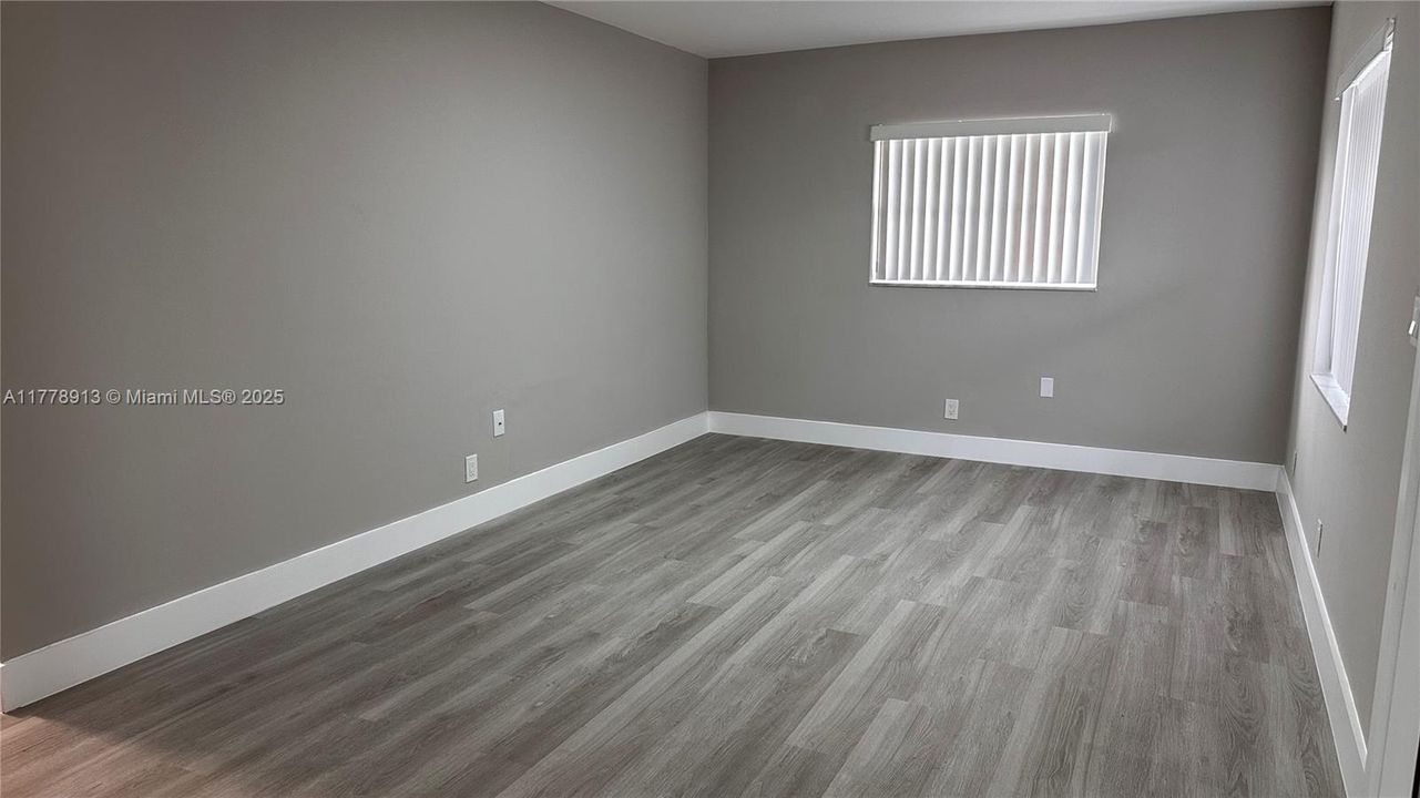 На продажу: $1,300,000 (0 спален, 0 ванн, 3345 Квадратных фут)