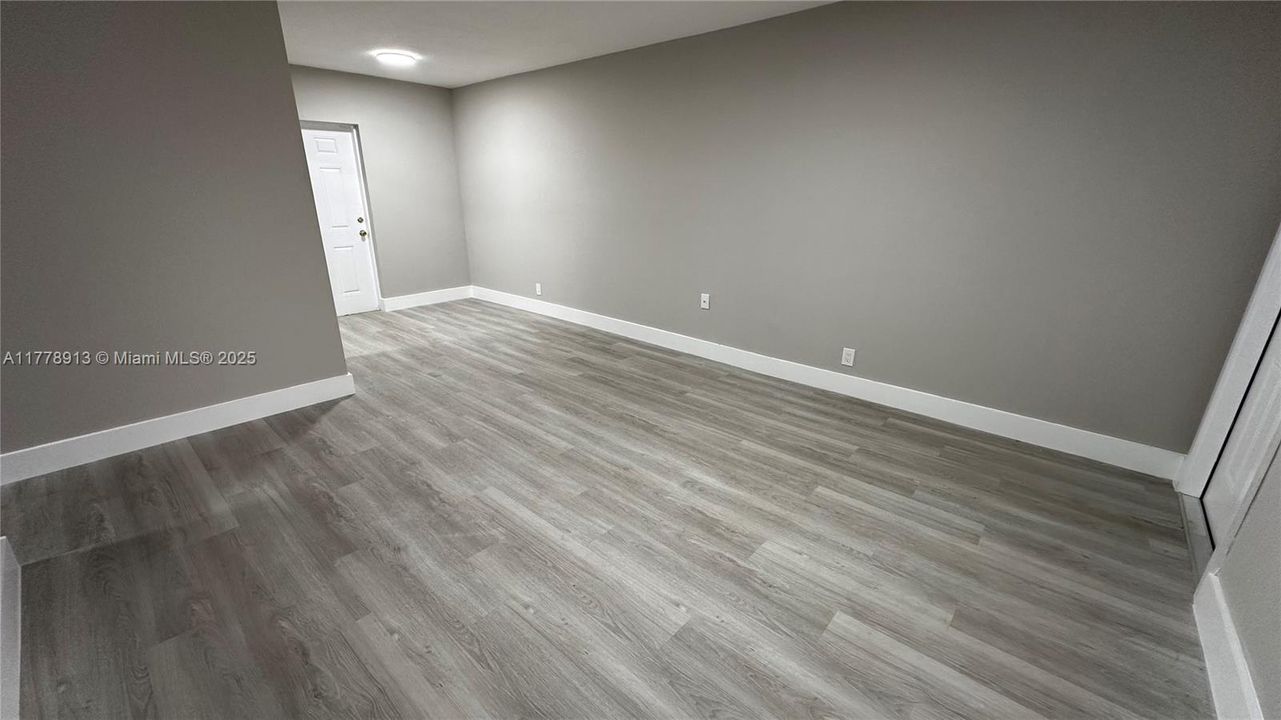 На продажу: $1,300,000 (0 спален, 0 ванн, 3345 Квадратных фут)