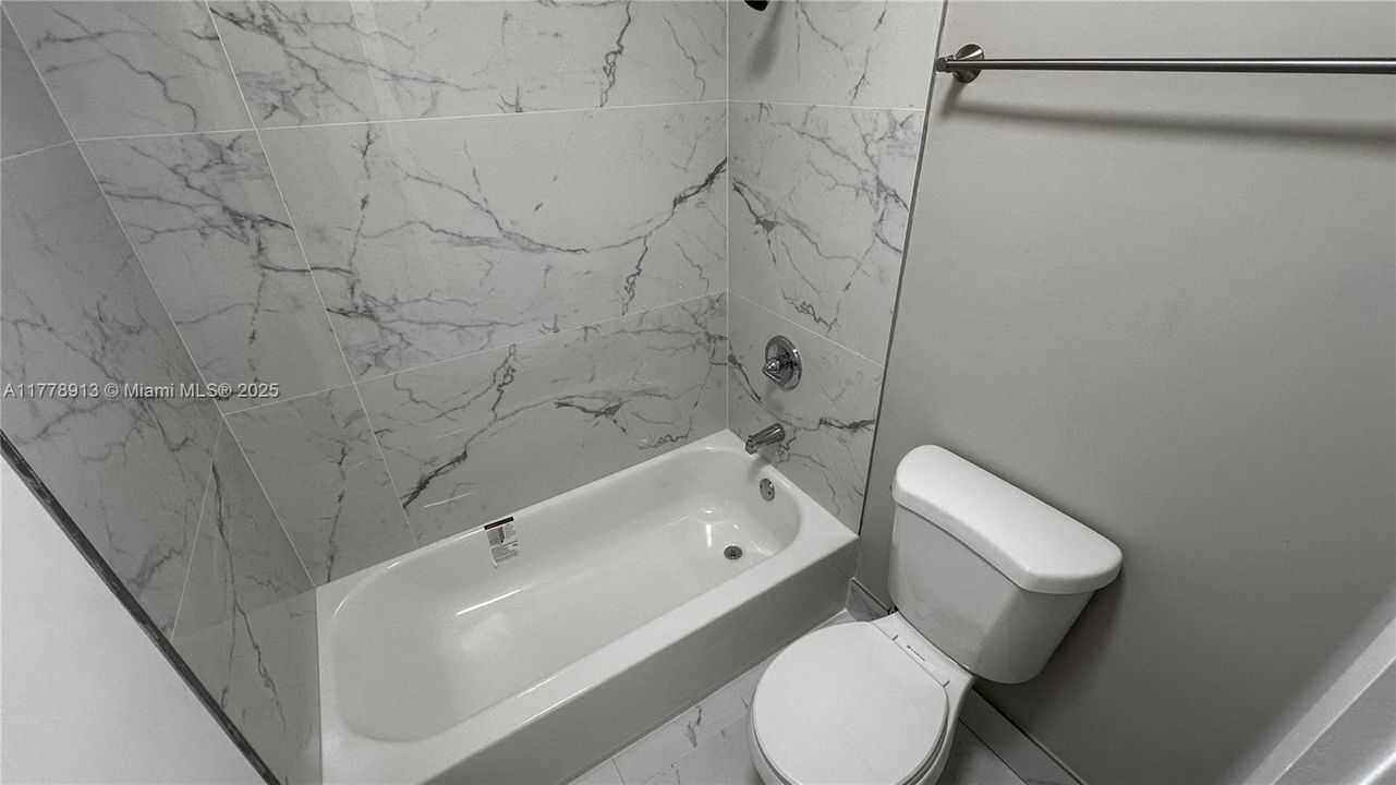 На продажу: $1,300,000 (0 спален, 0 ванн, 3345 Квадратных фут)