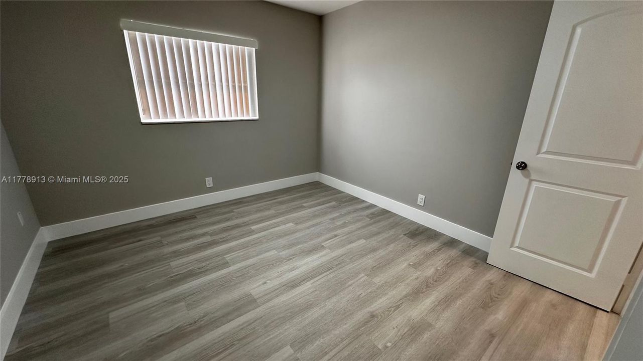 На продажу: $1,300,000 (0 спален, 0 ванн, 3345 Квадратных фут)