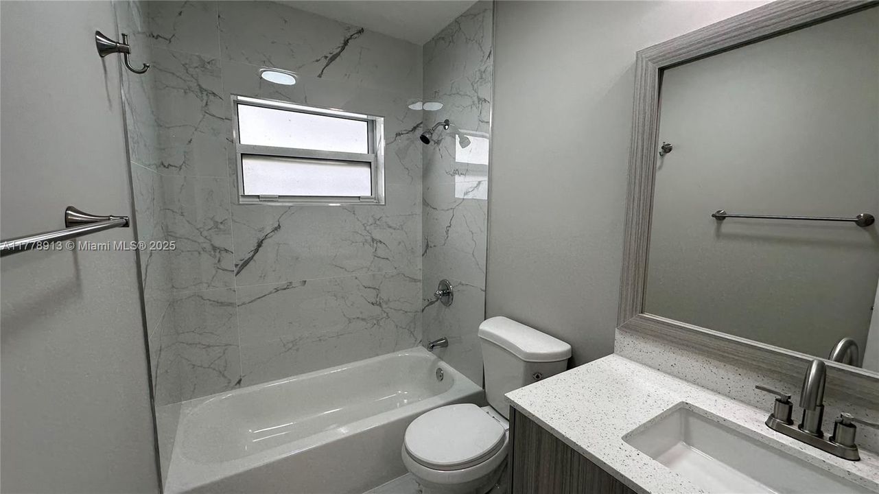 На продажу: $1,300,000 (0 спален, 0 ванн, 3345 Квадратных фут)