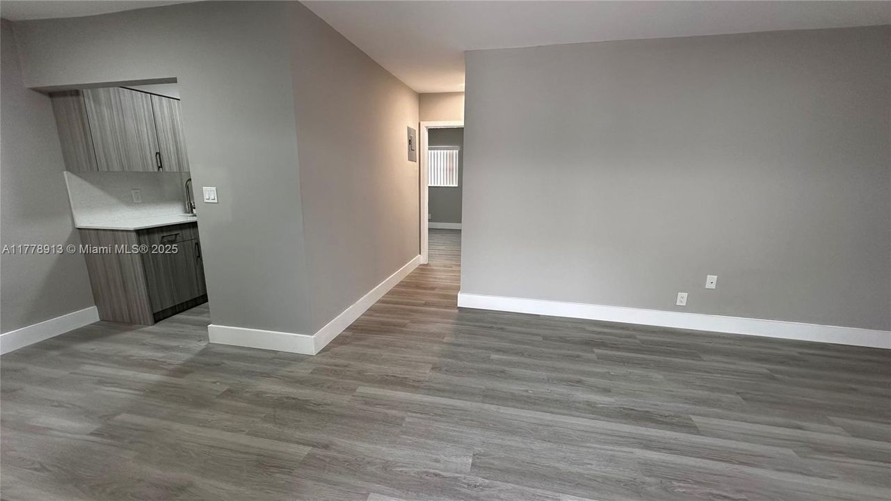 На продажу: $1,300,000 (0 спален, 0 ванн, 3345 Квадратных фут)