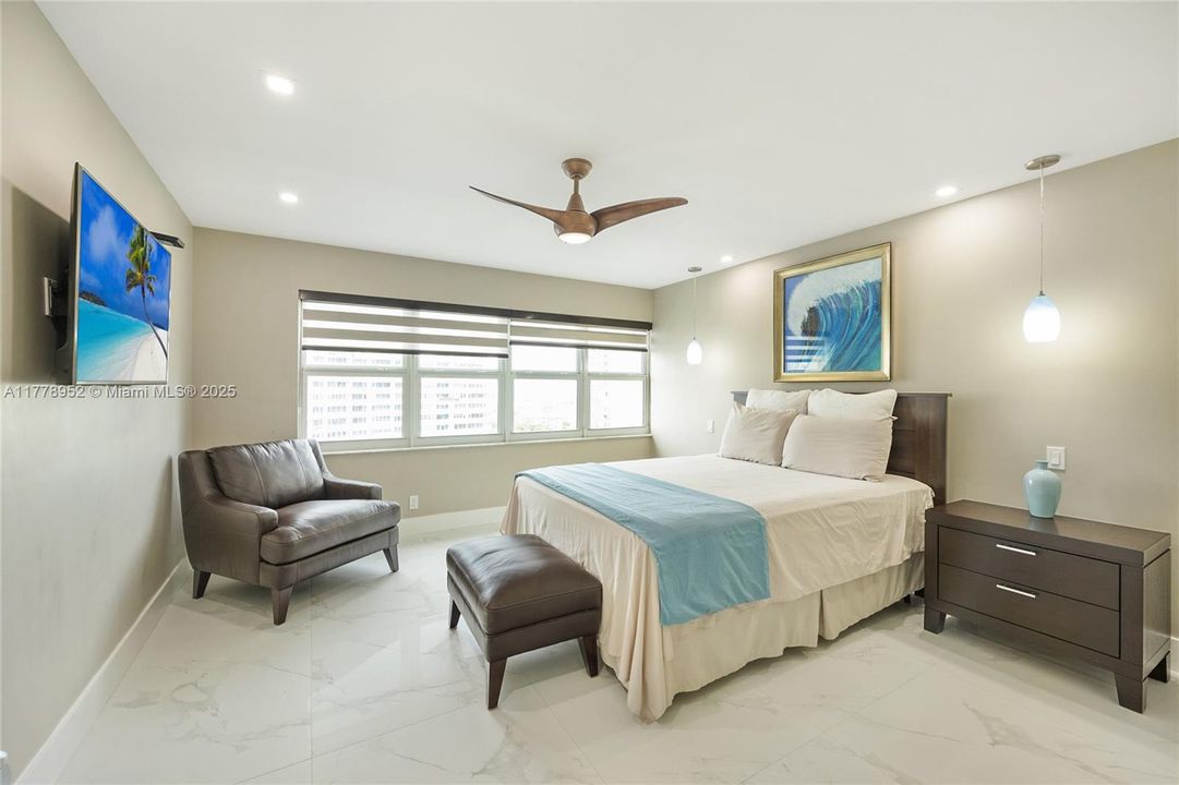 En Venta: $425,000 (1 camas, 1 baños, 900 Pies cuadrados)