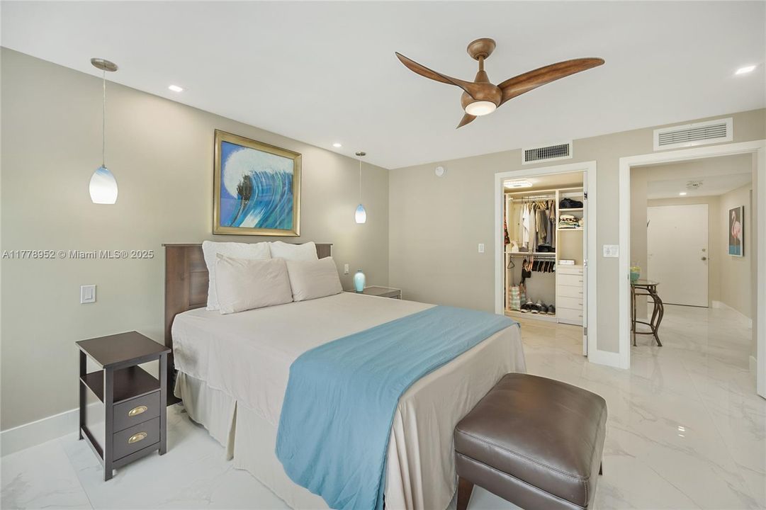 En Venta: $425,000 (1 camas, 1 baños, 900 Pies cuadrados)