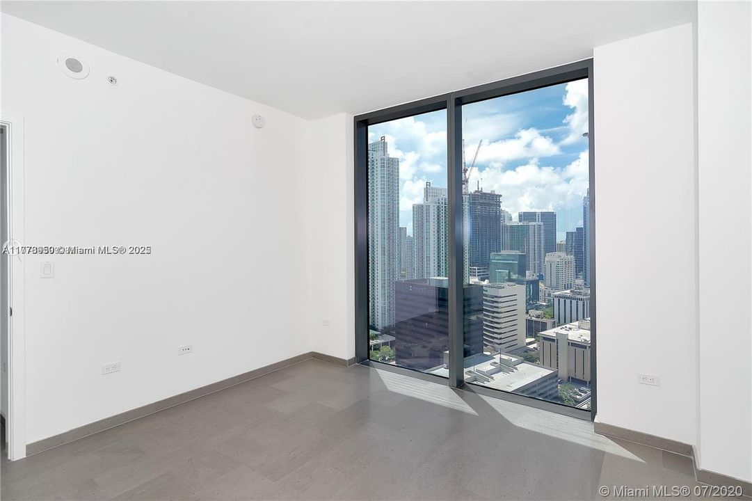 Recently Sold: $1,075,000 (2 beds, 2 baths, 1265 Square Feet)