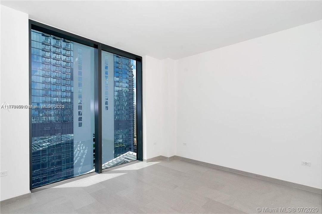 Recently Sold: $1,075,000 (2 beds, 2 baths, 1265 Square Feet)