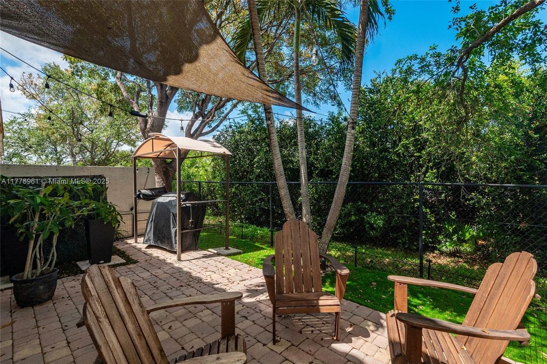 Recientemente alquilado: $3,500 (3 camas, 2 baños, 2034 Pies cuadrados)