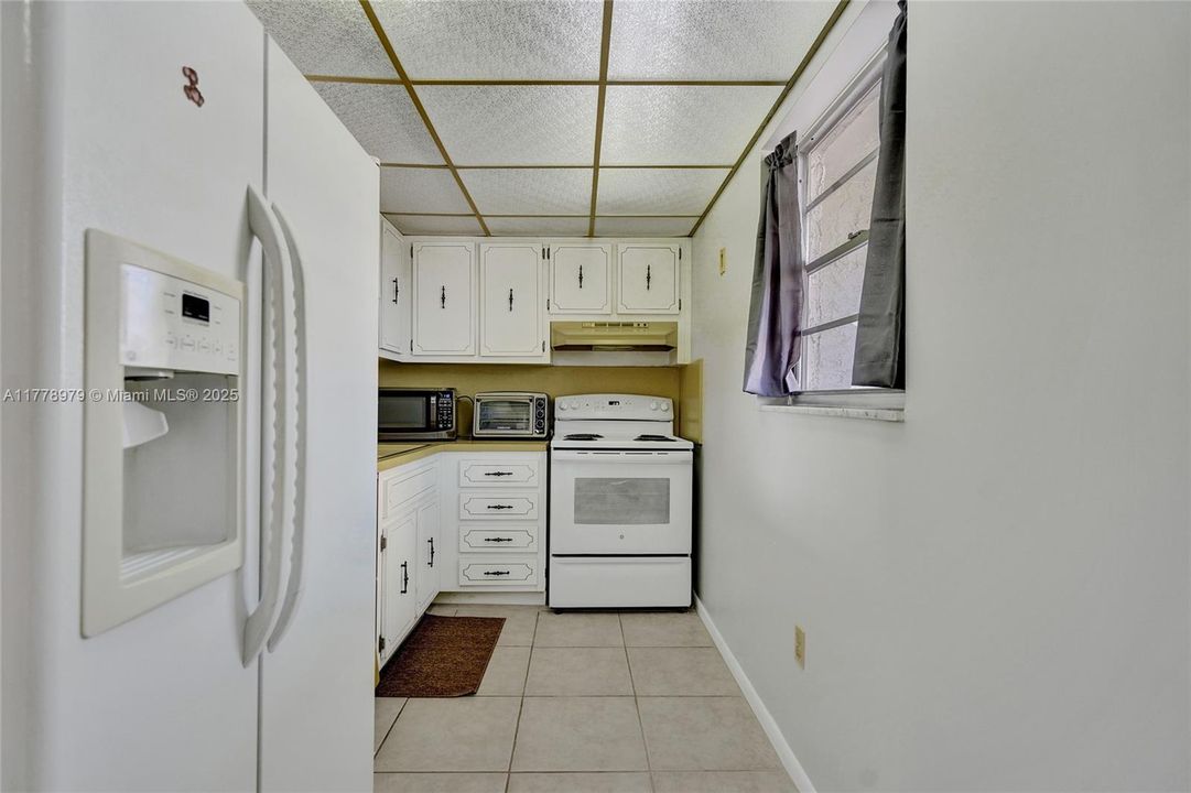 Vendido Recientemente: $215,000 (1 camas, 1 baños, 826 Pies cuadrados)