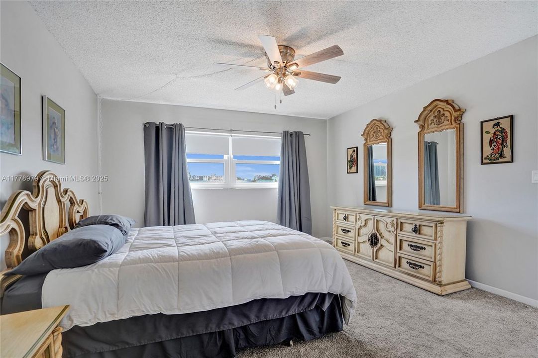 Vendido Recientemente: $215,000 (1 camas, 1 baños, 826 Pies cuadrados)