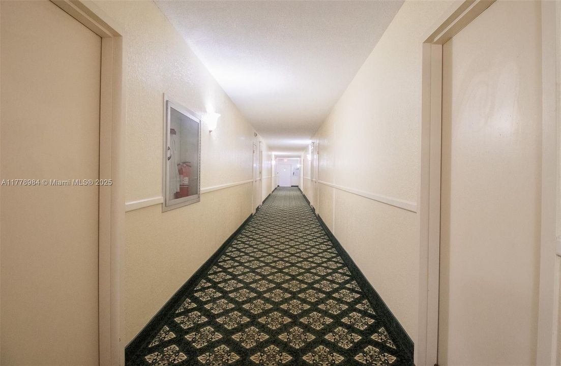 For Sale: $325,000 (3 beds, 2 baths, 1458 Square Feet)