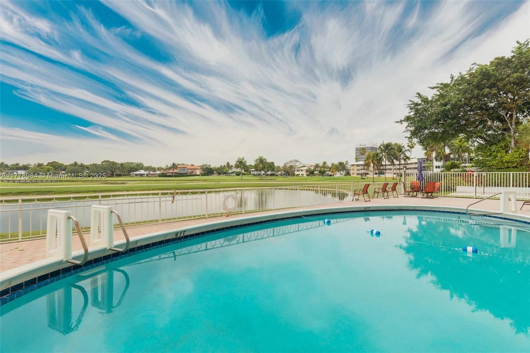 For Sale: $325,000 (3 beds, 2 baths, 1458 Square Feet)