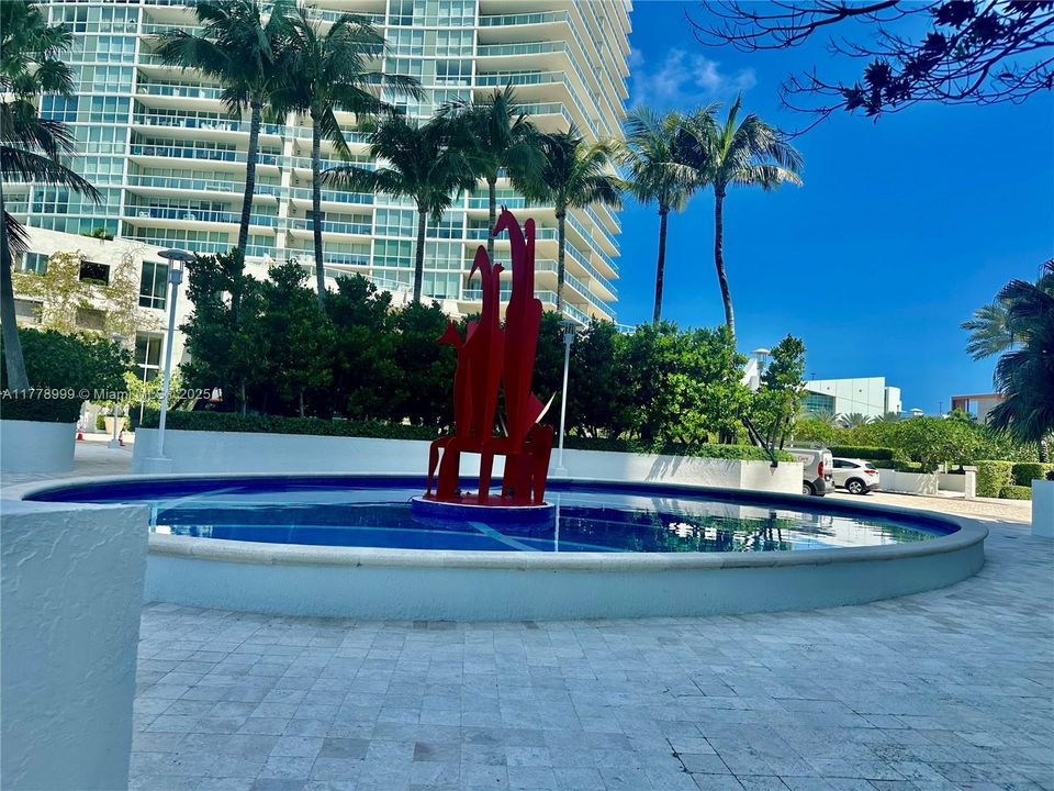 Recently Sold: $1,599,000 (1 beds, 1 baths, 1310 Square Feet)