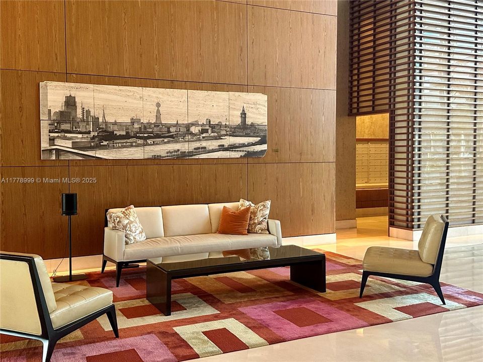 Recently Sold: $1,599,000 (1 beds, 1 baths, 1310 Square Feet)