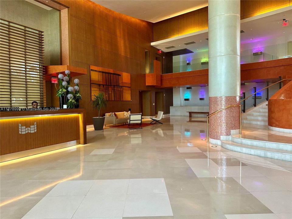 Recently Sold: $1,599,000 (1 beds, 1 baths, 1310 Square Feet)