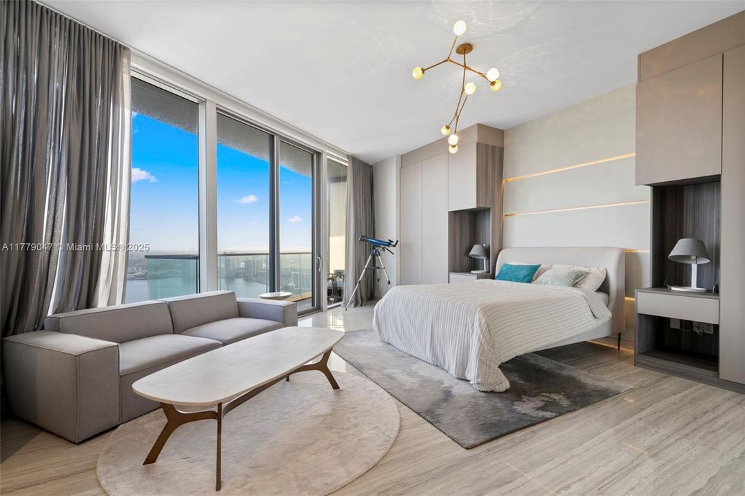 待售: $3,450,000 (2 贝兹, 2 浴室, 1709 平方英尺)