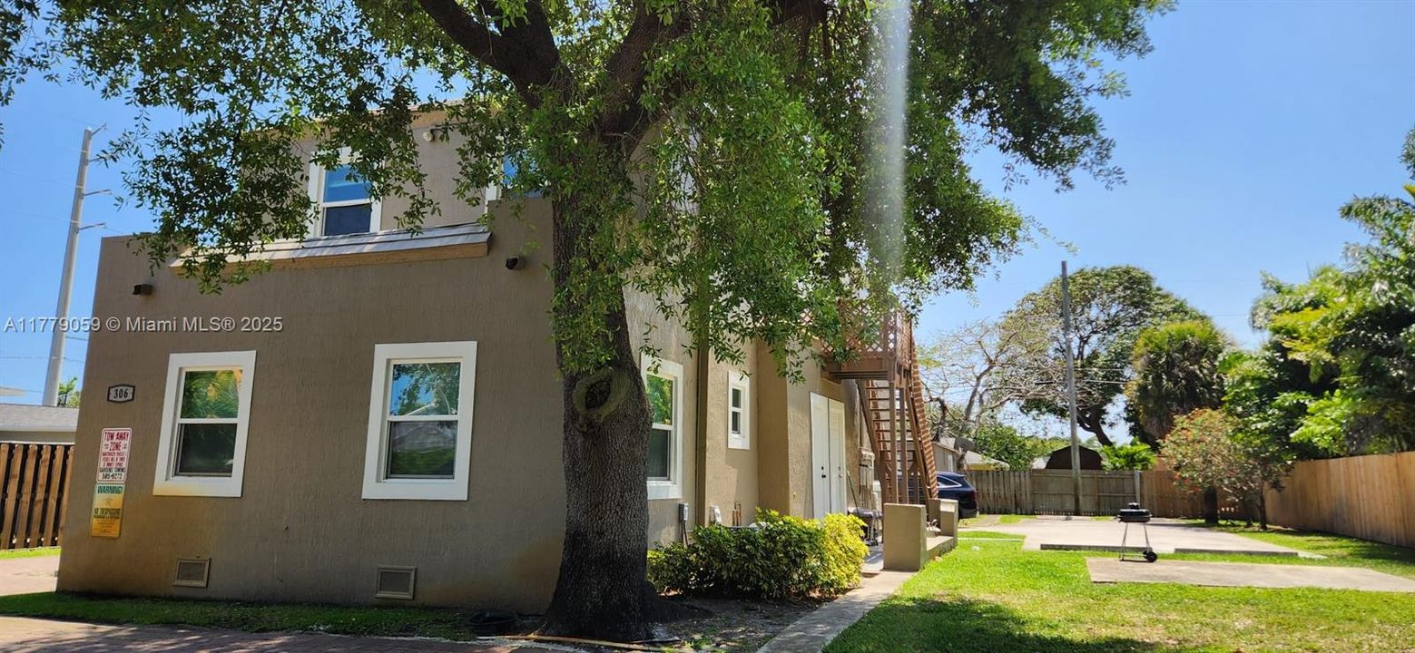 Recently Rented: $1,600 (1 beds, 1 baths, 650 Square Feet)