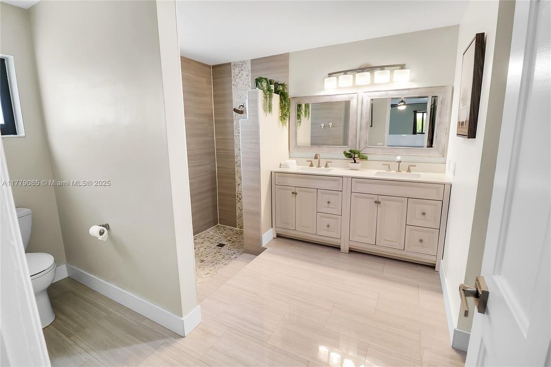 Active With Contract: $1,150,000 (4 beds, 3 baths, 3089 Square Feet)