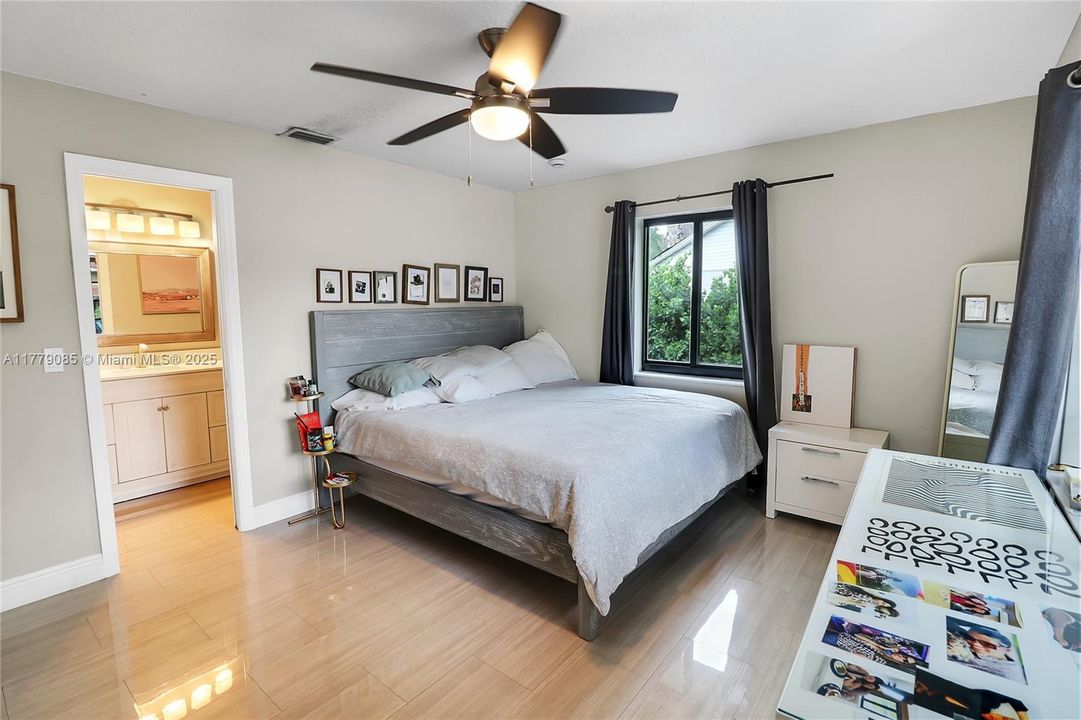 Active With Contract: $1,150,000 (4 beds, 3 baths, 3089 Square Feet)