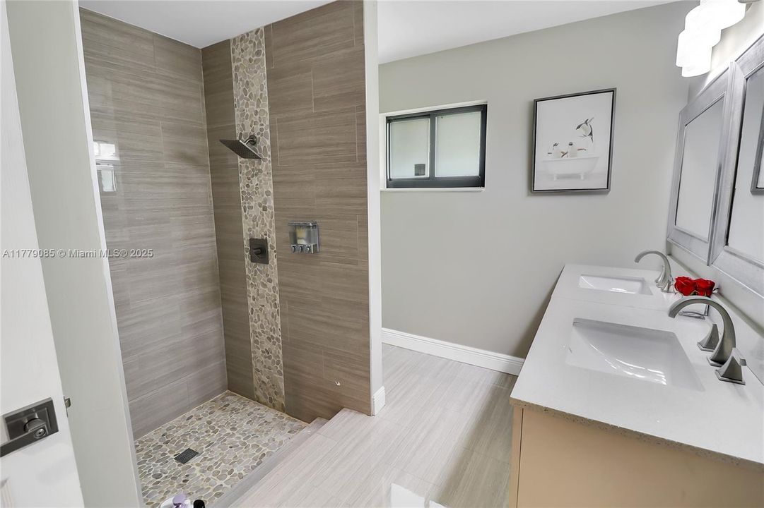 Active With Contract: $1,150,000 (4 beds, 3 baths, 3089 Square Feet)