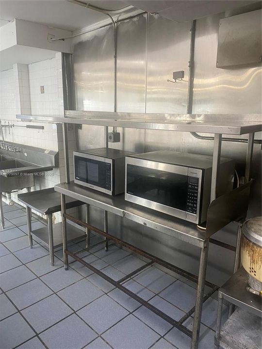 最近售出: $110,000 (0 贝兹, 0 浴室, 0 平方英尺)