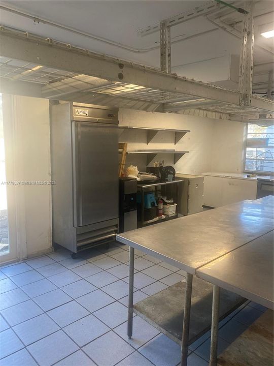 最近售出: $110,000 (0 贝兹, 0 浴室, 0 平方英尺)