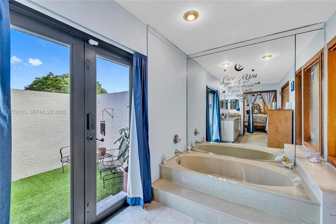For Sale: $1,770,000 (5 beds, 4 baths, 3756 Square Feet)