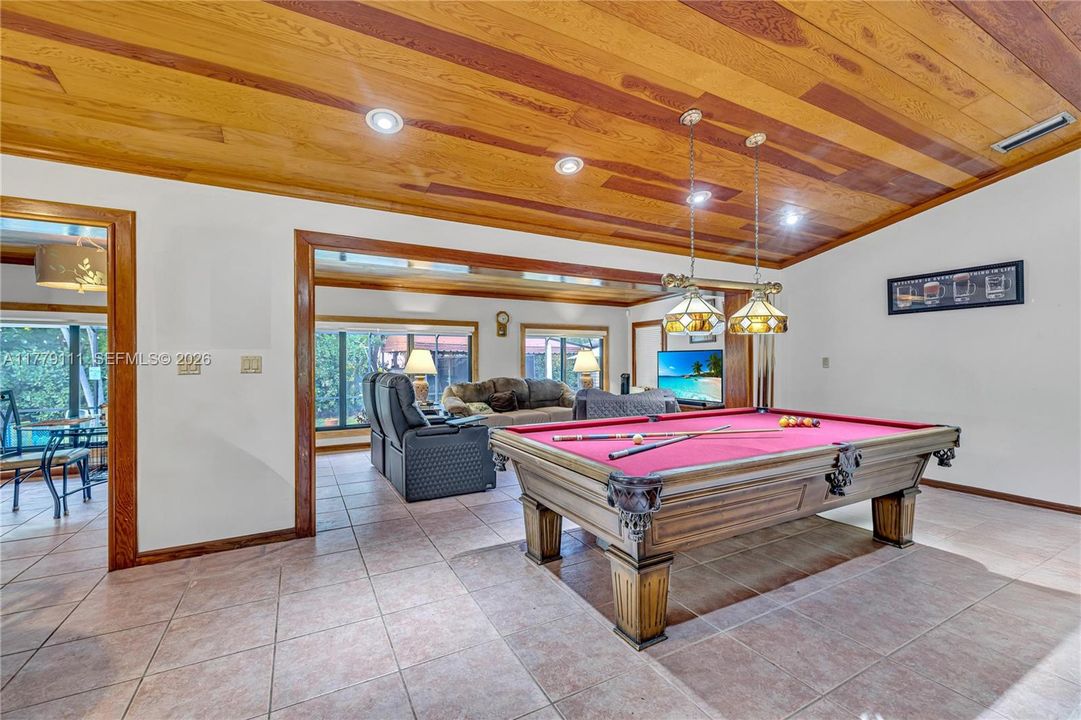 For Sale: $1,770,000 (5 beds, 4 baths, 3756 Square Feet)