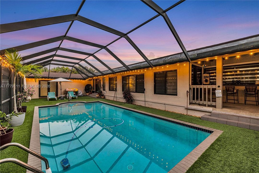 For Sale: $1,770,000 (5 beds, 4 baths, 3756 Square Feet)