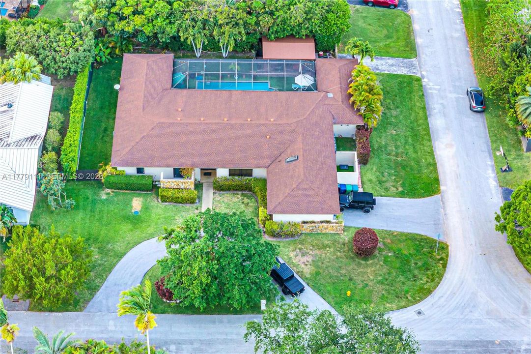 For Sale: $1,770,000 (5 beds, 4 baths, 3756 Square Feet)