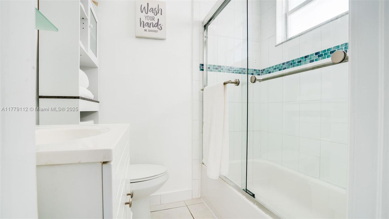 Recently Sold: $308,000 (1 beds, 1 baths, 461 Square Feet)